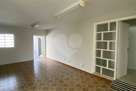 Casa à venda ou para alugar em Vila João Godói, Araraquara, SP