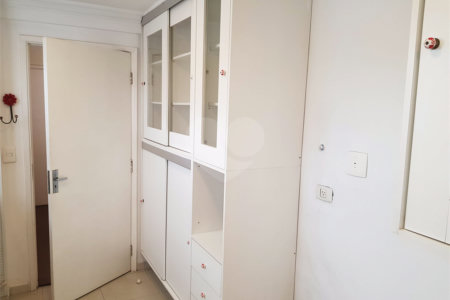 Apartamento à venda com 4 quartos, sendo 1 suíte, em Morumbi, São Paulo, SP