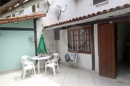 Casa em condomínio à venda com 2 quartos em Geribá, Armação dos Búzios, RJ