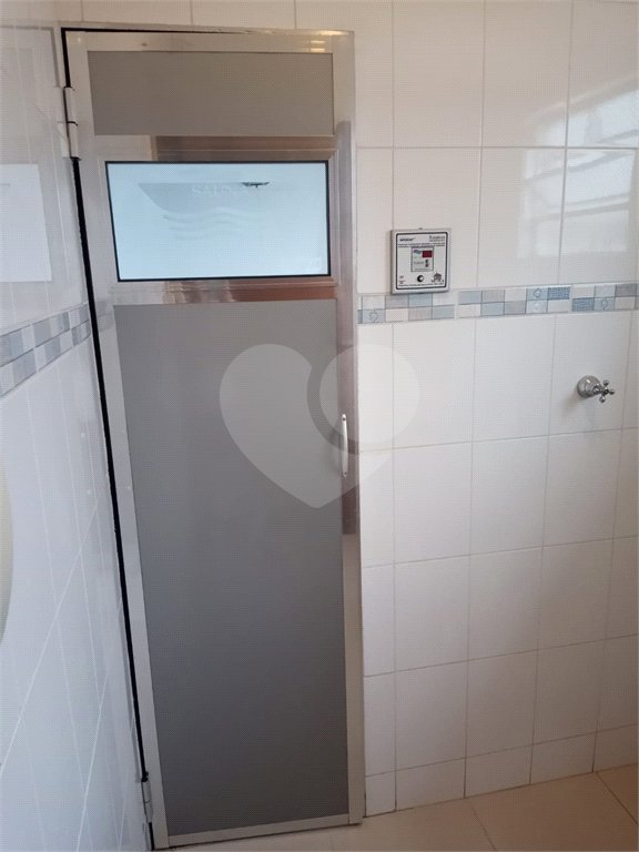 Sobrado à venda com 3 quartos, sendo 1 suíte, no Centro, Biritiba-mirim, SP