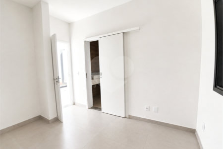 Casa à venda com 3 suítes no condomínio Campos do Conde I e II, Sorocaba - SP