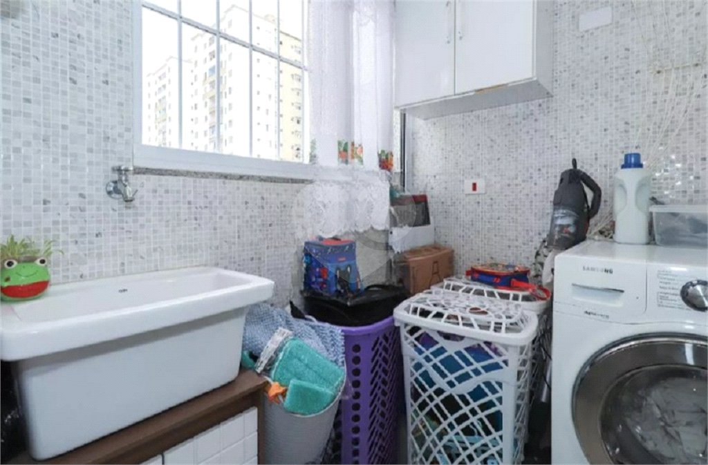 Apartamento à venda com 3 quartos, sendo 1 suíte, em Liberdade, São Paulo, SP