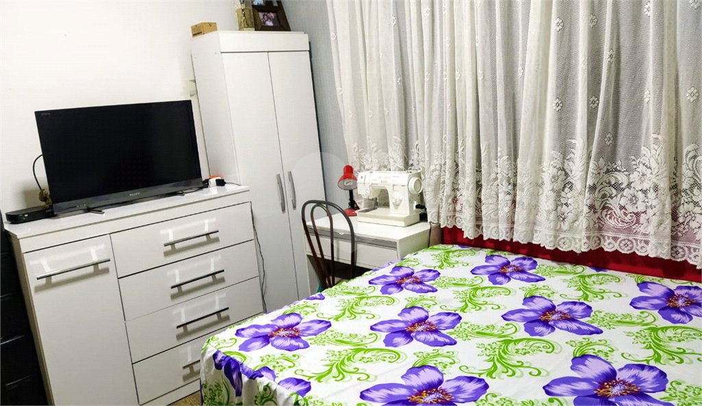 Sobrado à venda com 3 quartos, sendo 1 suíte, em Jardim Tabatinga, Guarulhos, SP