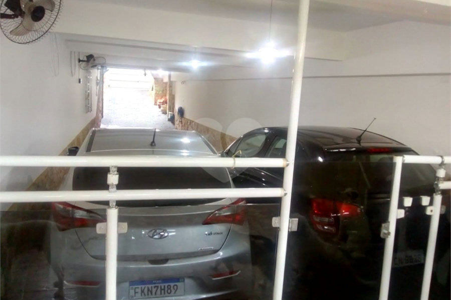 Sobrado à venda com 3 suítes em Itaquera, São Paulo, SP