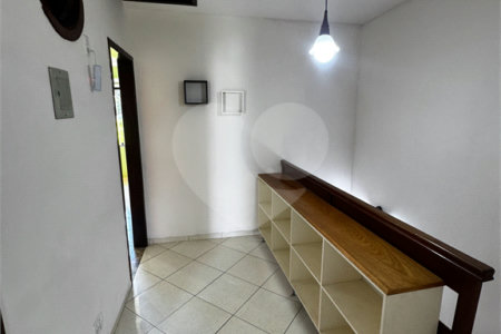 Casa à venda com 3 quartos, sendo 1 suíte, no condomínio Village da Posse, Rio de Janeiro - RJ