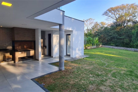 Casa à venda com 3 suítes no condomínio Reserva dos Vinhedos, Louveira - SP