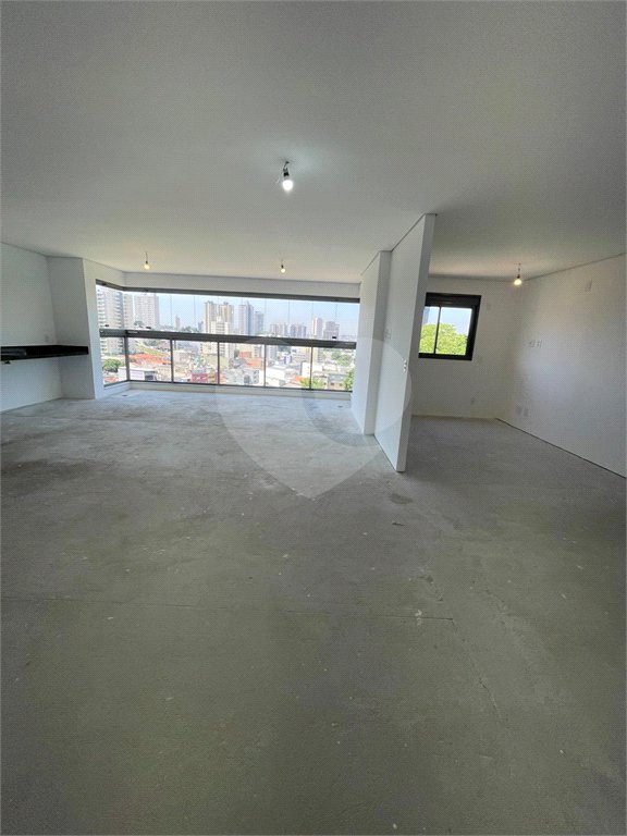 Apartamento à venda com 3 suítes em Jardim Bebedouro, Guarulhos, SP