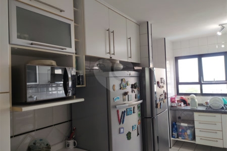Apartamento à venda com 3 suítes em Morumbi, São Paulo, SP
