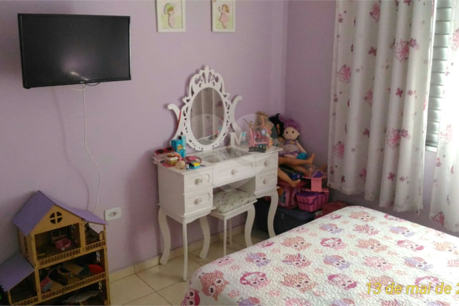 Sobrado à venda com 3 quartos, sendo 1 suíte,  em Vila Nova Mazzei, São Paulo, SP