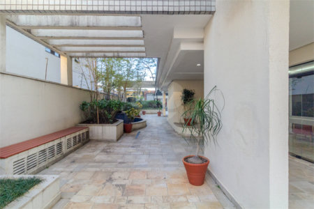 Apartamento à venda com 4 quartos, sendo 2 suítes, em Vila Hamburguesa, São Paulo, SP