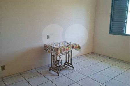 Casa Térrea à venda com 3 quartos, sendo 1 suíte, em Vila Sfeir, Indaiatuba, SP