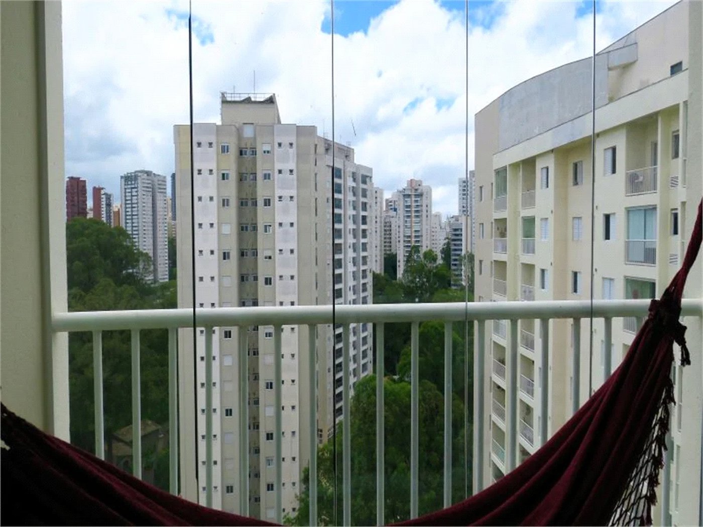 Apartamento à venda com 2 quartos, sendo 1 suíte, em Parque Reboucas, São Paulo, SP