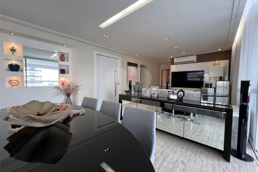 Apartamento à venda com 3 suítes em Santana, São Paulo, SP