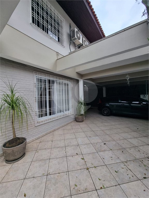 Sobrado à venda com 4 quartos, sendo 1 suíte, em Brooklin, São Paulo, SP