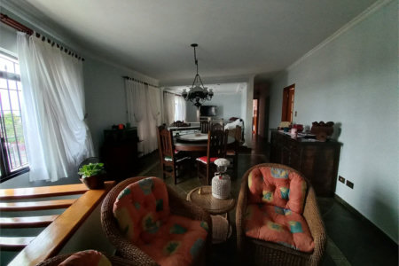 Sobrado à venda com 3 quartos, sendo 1 suíte, em Jardim Umarizal, São Paulo, SP