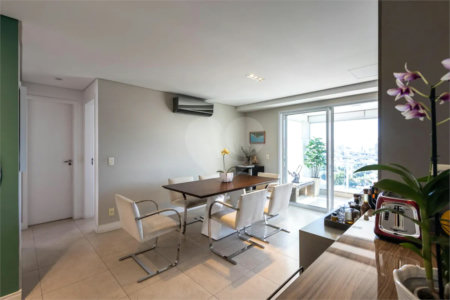 Cobertura à venda com 2 quartos, sendo 1 suíte, em Alto de Pinheiros, São Paulo, SP