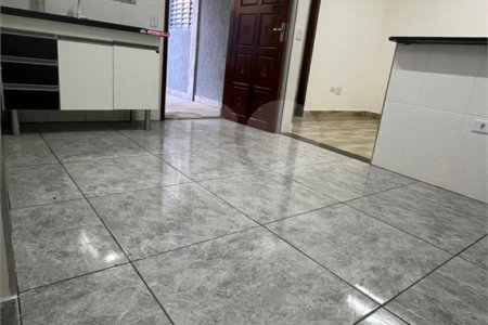 Casa à venda com 3 quartos, sendo 1 suíte,  em Jardim Monte Kemel, São Paulo, SP