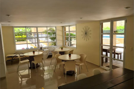 Apartamento à venda com 3 suítes em Vila Suzana, São Paulo, SP