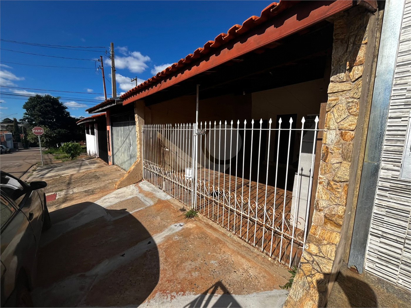 Casa à venda com 3 quartos, sendo 1 suíte,  em Vila Barth, Itapetininga, SP
