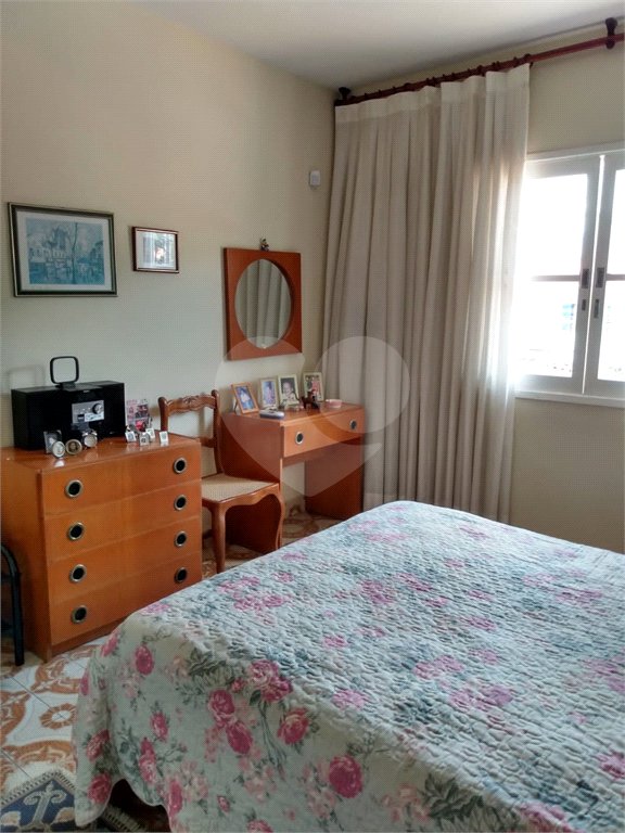 Sobrado à venda com 3 quartos em Vila Cordeiro, São Paulo, SP