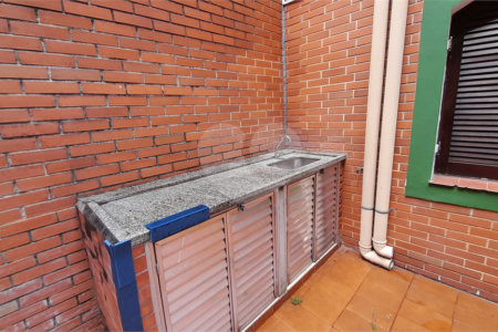 Sobrado para alugar com 5 quartos, sendo 3 suítes, em Jardim do Mar, São Bernardo do Campo, SP