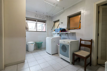 Apartamento à venda com 4 quartos, sendo 2 suítes, em Vila Morumbi, São Paulo, SP