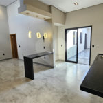 Casa à venda com 3 quartos, sendo 1 suíte, em Jardim das Araras, Indaiatuba, SP