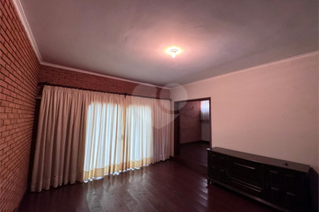 Sobrado à venda com 4 quartos, sendo 3 suítes, em Jardim América, Ribeirão Preto, SP