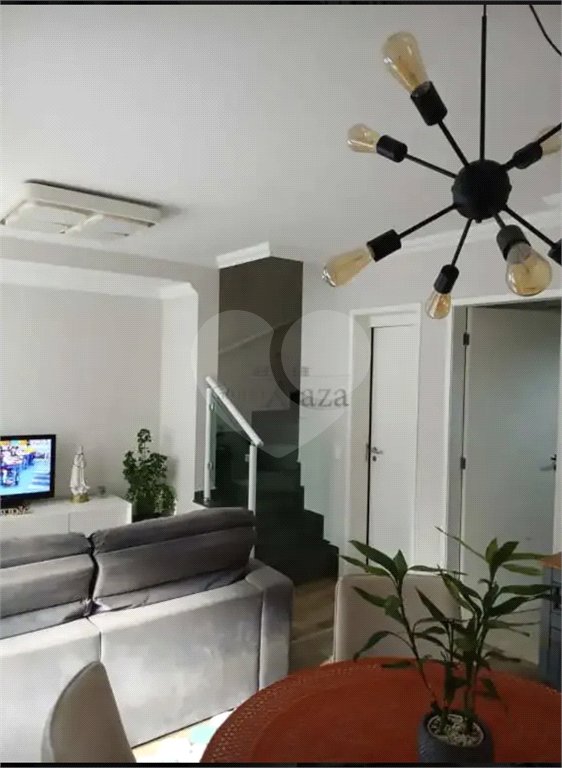Casa de Vila à venda com 2 suítes no condomínio Parque Ipê Vermelho, Sorocaba - SP