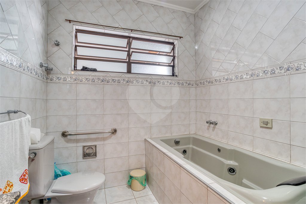 Casa de Vila à venda com 4 quartos, sendo 2 suítes, em Granja Julieta, São Paulo, SP