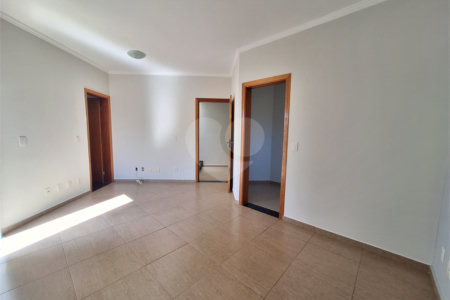 Casa à venda com 4 suítes no condomínio Terras de São Francisco, Vinhedo - SP
