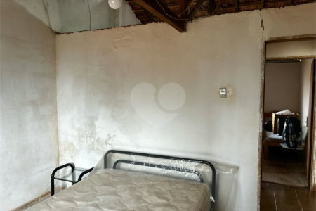 Chácara à venda com 3 quartos em Vila Mazzei, Itapetininga, SP