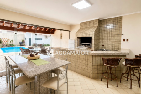 Casa à venda com 3 quartos, sendo 1 suíte, em Santos Dumont, Três Lagoas, MS