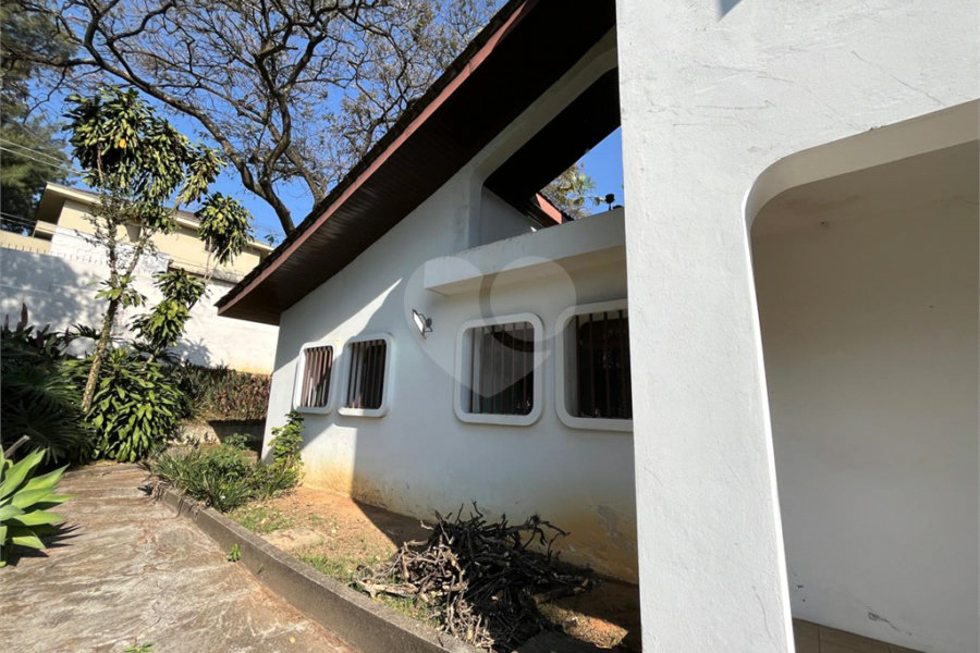 Sobrado à venda com 3 suítes em Tremembé, São Paulo, SP