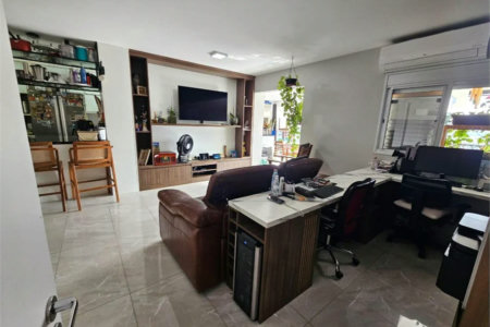 Apartamento à venda com 2 suítes em Vila Anastácio, São Paulo, SP