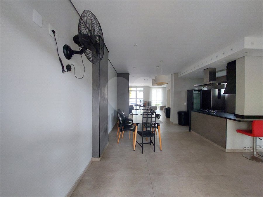 Apartamento à venda com 2 quartos em Vila Anastácio, São Paulo, SP