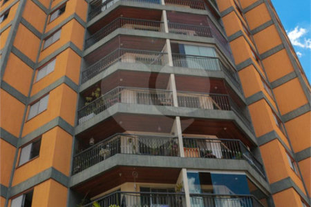 Apartamento à venda com 3 quartos, sendo 1 suíte, em Vila Gomes, São Paulo, SP