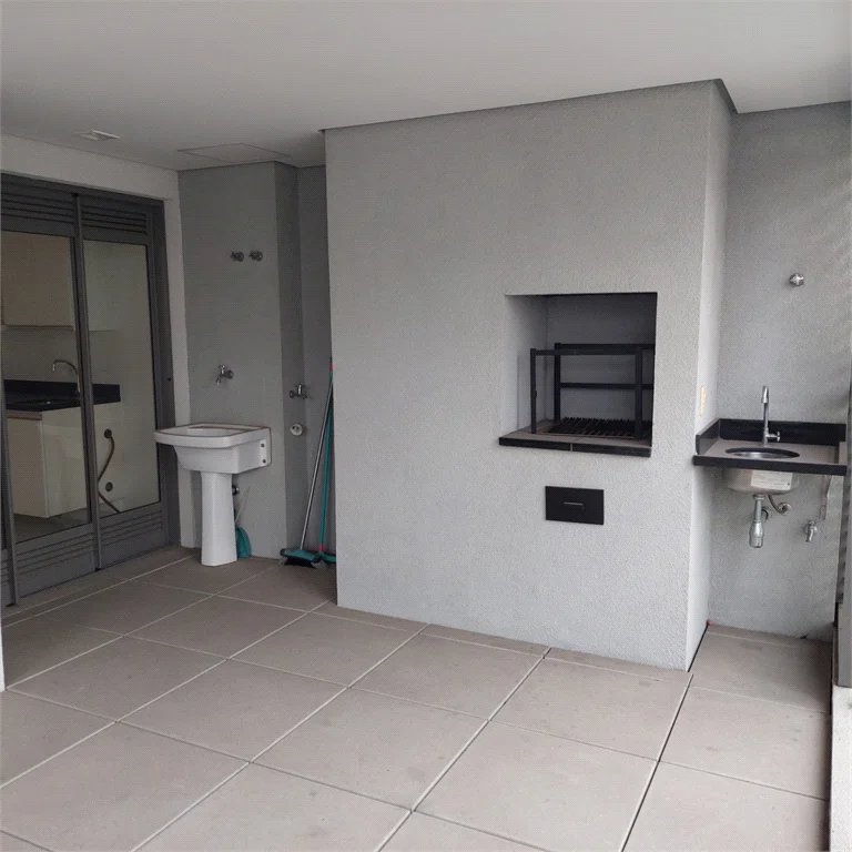 Apartamento à venda ou para alugar com 1 suíte em Pinheiros, São Paulo, SP