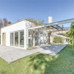 Casa à venda ou para alugar com 3 quartos, sendo 1 suíte,  no condomínio Chácara Flora, São Paulo - SP