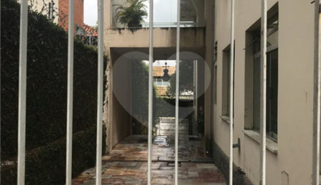Casa à venda com 4 suítes em Jardim Leonor, São Paulo, SP