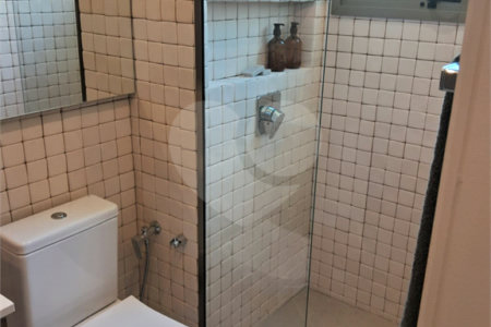 Apartamento à venda com 3 suítes em Moema, São Paulo, SP