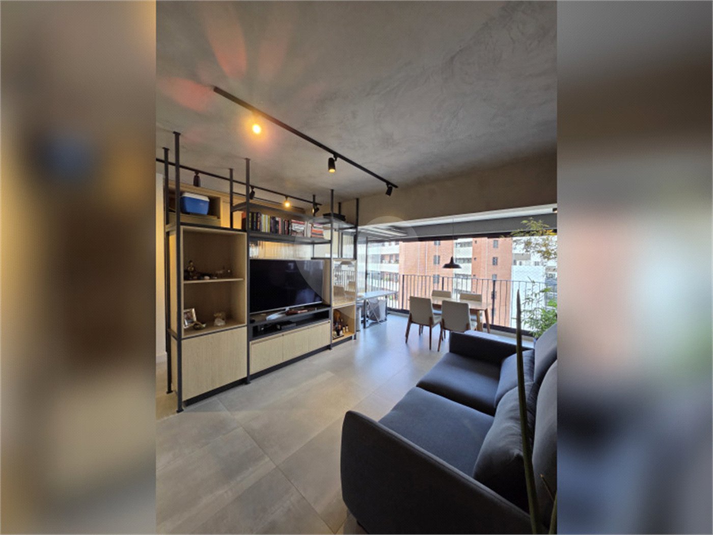 Apartamento à venda ou para alugar com 3 quartos, sendo 1 suíte,  em Vila Olímpia, São Paulo, SP