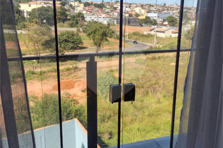 Sobrado à venda com 2 quartos, sendo 1 suíte,  no Centro, Bom Jesus dos Perdões, SP