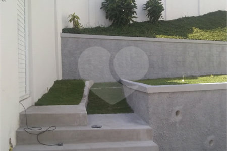 Casa à venda com 4 quartos, sendo 2 suítes, no condomínio Residencial Green Ville, Rio de Janeiro - RJ