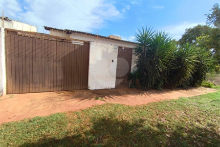 Casa à venda com 3 quartos em Parque Residencial Quinta da Lagoa, Três Lagoas, MS