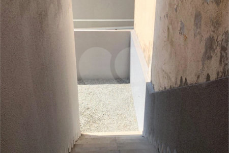 Casa à venda com 3 quartos, sendo 1 suíte, no condomínio Villa D'este, Cotia - SP