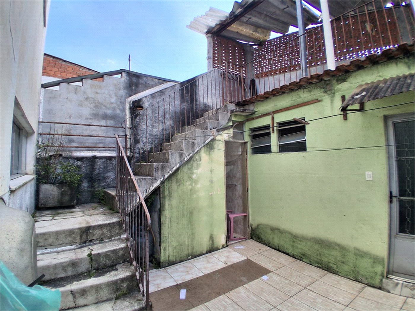 Sobrado à venda com 3 quartos em Vila Amélia, São Paulo, SP
