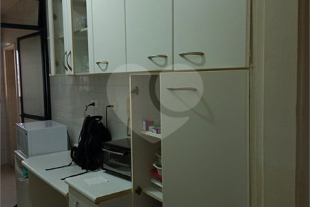 Apartamento à venda com 3 quartos, sendo 1 suíte, em Vila Mariana, São Paulo, SP