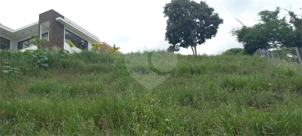 Terreno à venda no condomínio Jardim Primavera, Louveira - SP