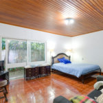 Casa Térrea à venda com 5 quartos, sendo 2 suítes, em Alto da Boa Vista, São Paulo, SP